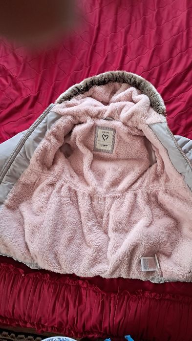 Продам пуховик зимовий