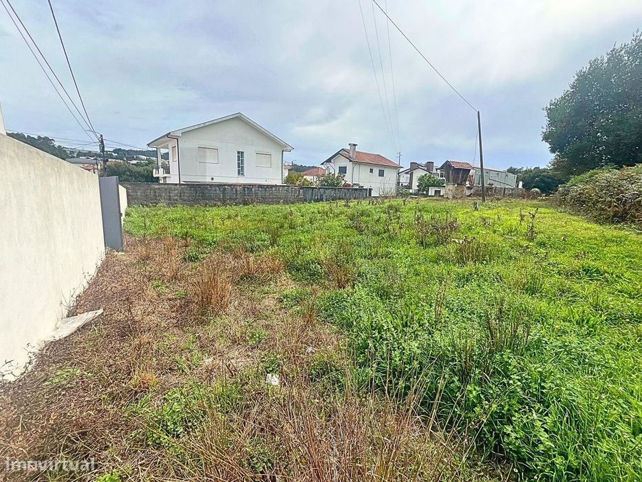 Terreno Urbano de 800m2 | Fiães, Santa Maria da Feira
