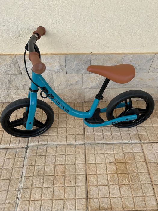Bicicleta de Equilíbrio para criança a partir dos 2 anos. Pouco usada