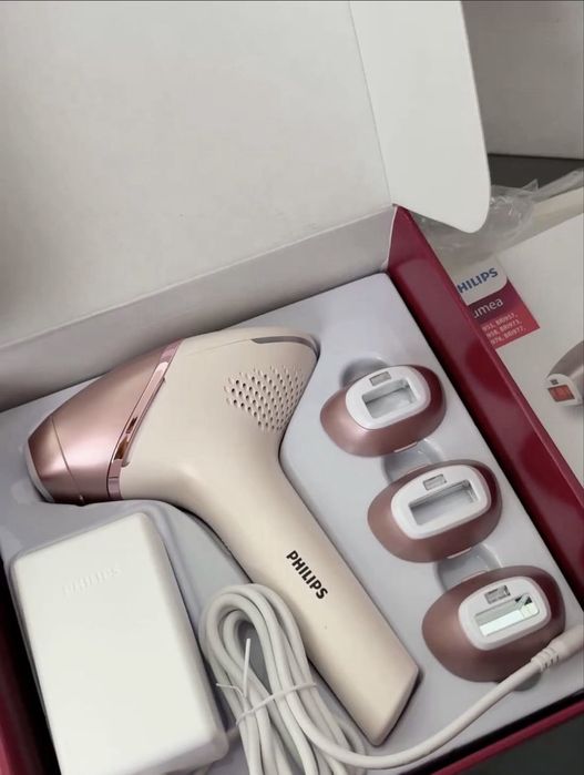 Фотоепілятор Lumea від PHILIPS...