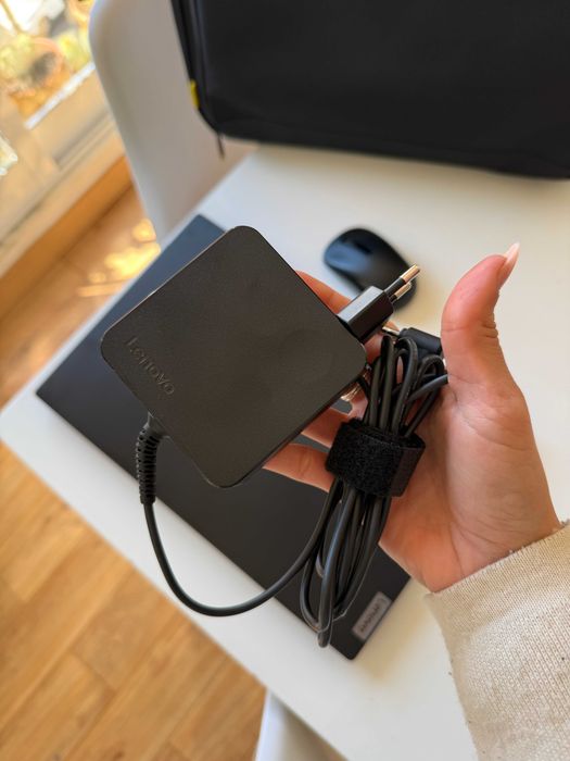 Computador portátil Lenovo Novo - V15 G2 i3 11ª | 8GB - 256GB | Extras