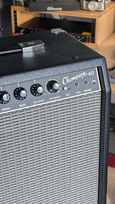 Amplificador Fender Champion 40 mkI