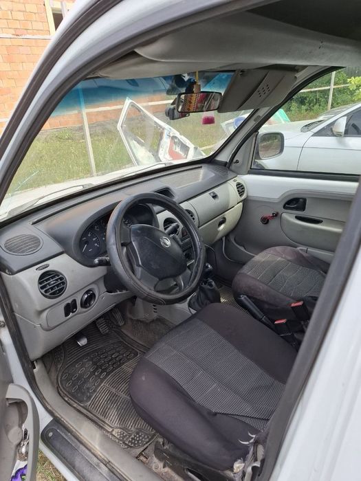 Продам автомобіль Nissan Kubistar дизель 1.5 К9К
