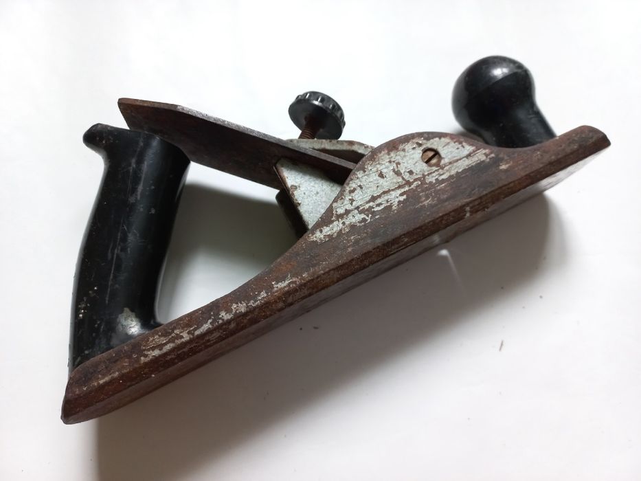 Рубанок металлический ручной