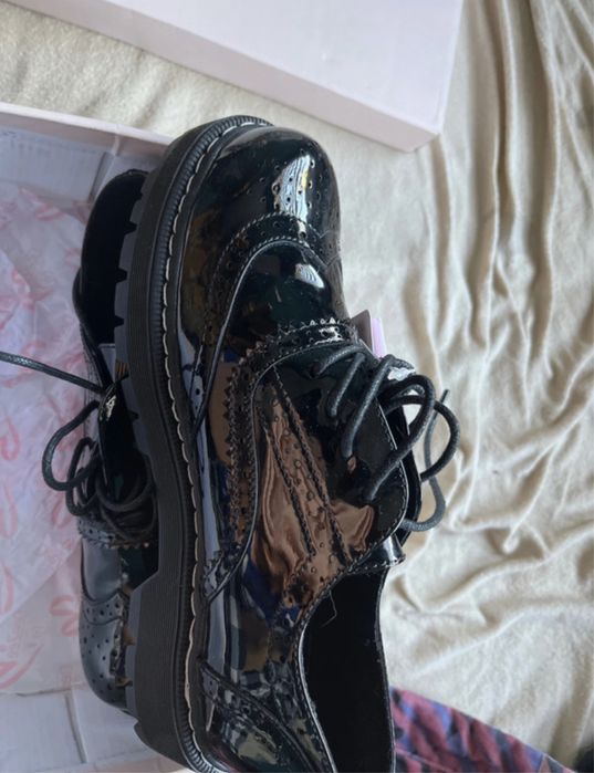 buty oxfordy nienoszone