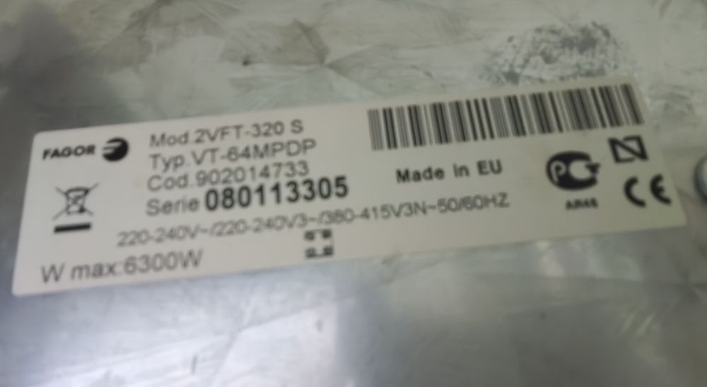 Placa vitrocerâmica com exaustor Fagor usadas, a funcionar perfeitamente