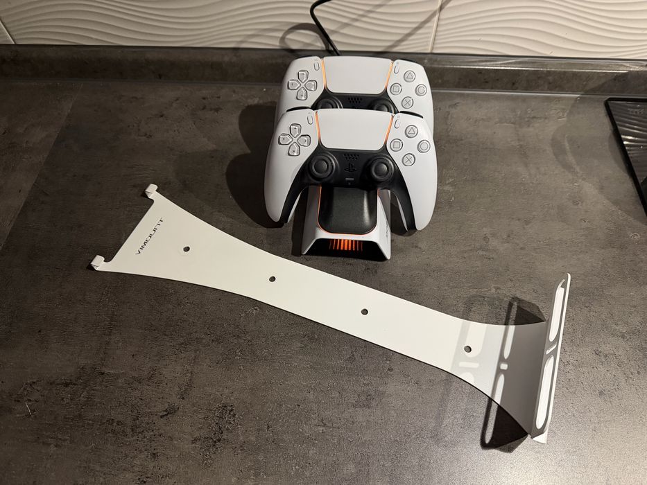 Крепление кронштейн Playstation 5, док станция