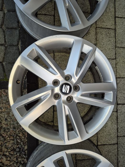 Alufelgi seat arona 5x100 17 cali oryginalne 2020r