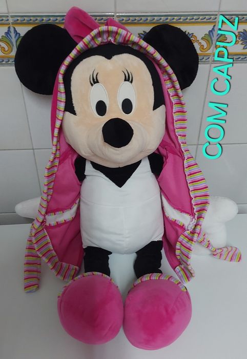PELUCHE MINNIE DORME, DE ROUPÃO.  Casa,Quarto,Sala,Eventos,Aniversário