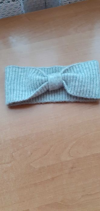 Opaska kokarda szara