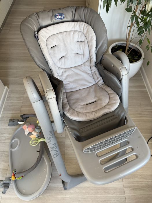 Дитячий стільчик Chicco