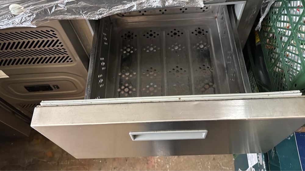 Bancada de inox com gavetas refrigerada