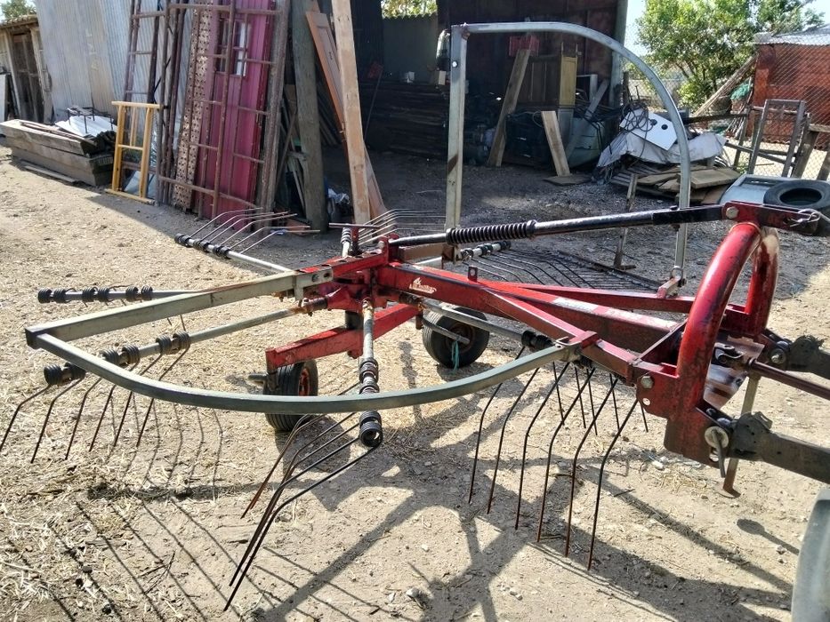 Vendo juntador de feno