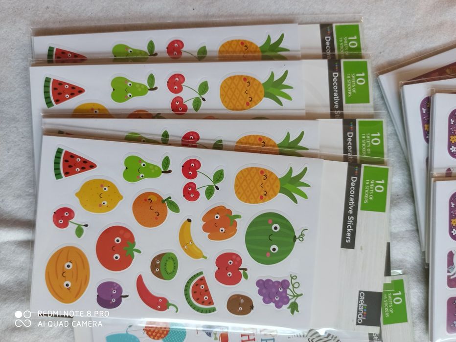 Нові! Забавні наклейки по 10 листів /уп.