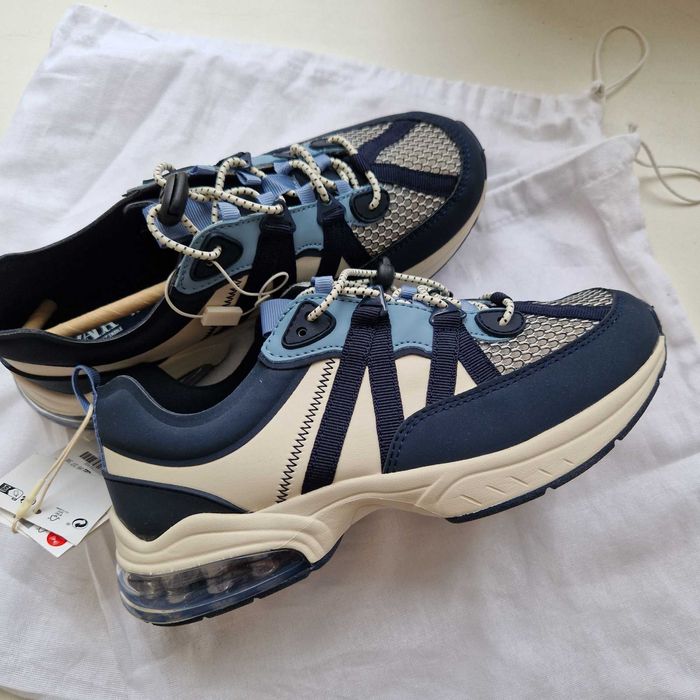 Кроссовки zara 35