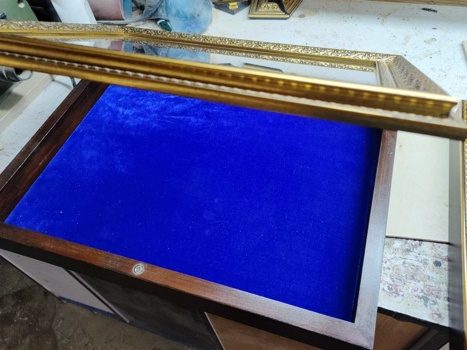 Рамка ящик с вынимающеся бархатной планшеткой под экспонаты 450/350/40