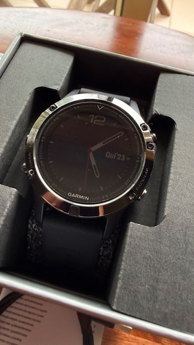 Garmin Fenix 5 Safira excelente estado