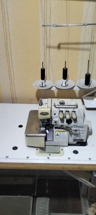 Промислове швейне обладнання