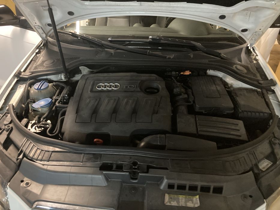Audi  A3 1,6 tdi cabrio ano 2010