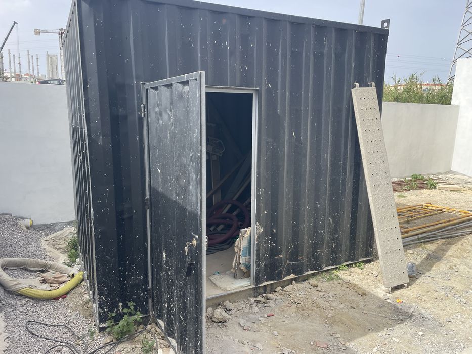 Contentor obra, arrumos