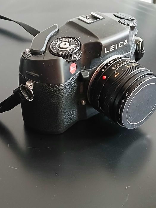 Máquina fotográfica Leica R8