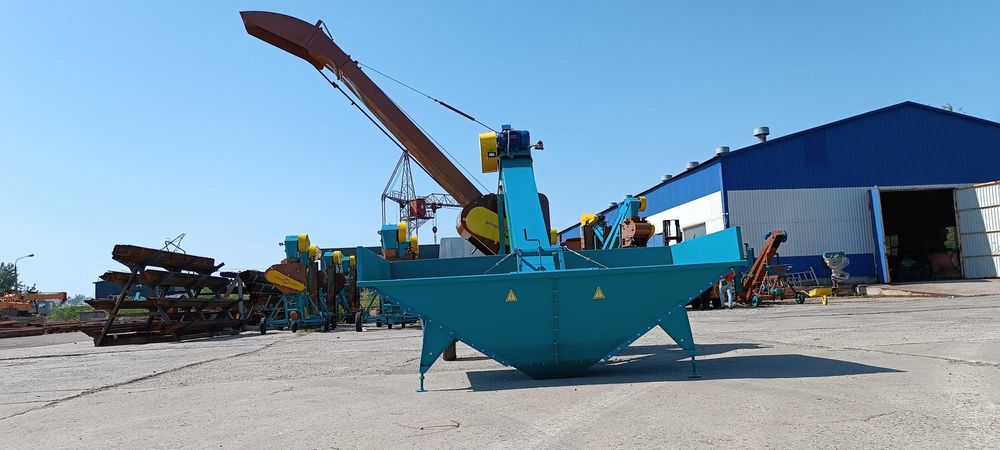 Зернометач Бункерний Підсиленний 4.2 куба. Зернопогрузчик
