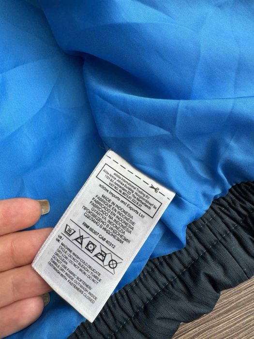 Adidas курточка, куртка