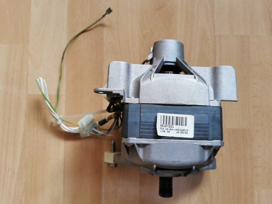 Silnik pralki Whirlpool AWM6061 (MCA38/64-148/WHE1 / 335 W, 1,5 A)