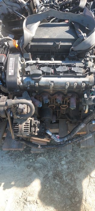 Двигун мотор 1.4 BCA Volkswagen golf 4.5. Caddy scoda