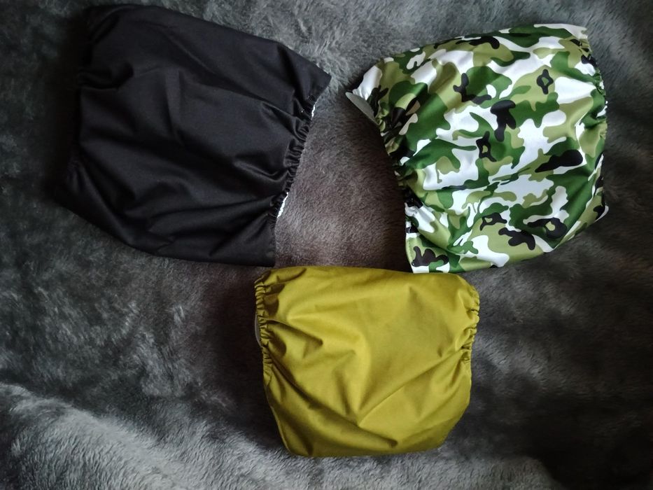 Pieluchy wielorazowe dla psów moro