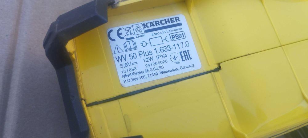 Акумуляторний віконний пилосос WV 50 plus