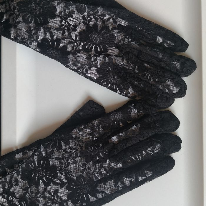 Rękawiczki długie koronkowe Nowe eleganckie koronka czarne