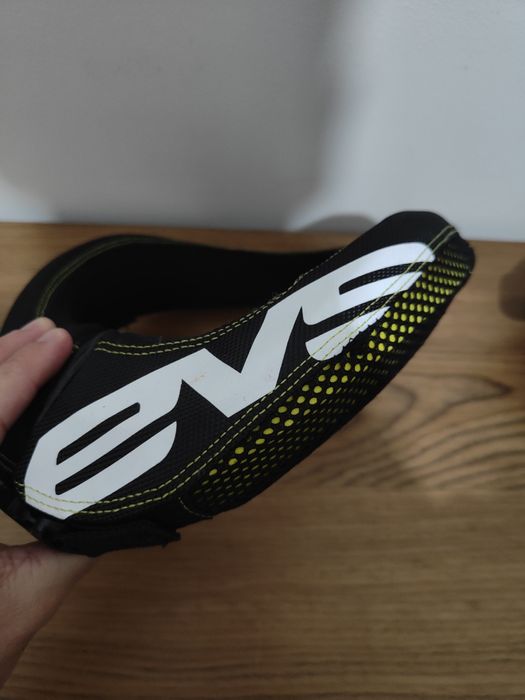 Colar EVS Race Collar R2 Black OS