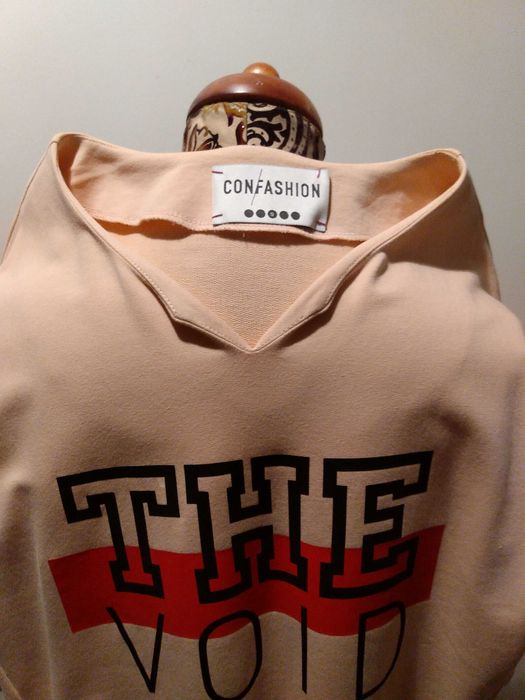 Sukienka Polskich Projektantów- Dzianina Dresowa - S - Kolor Morelowy