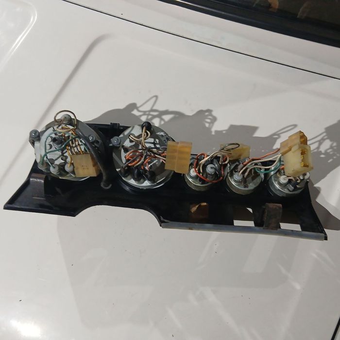 Панель  Приборов на ваз 2106.03