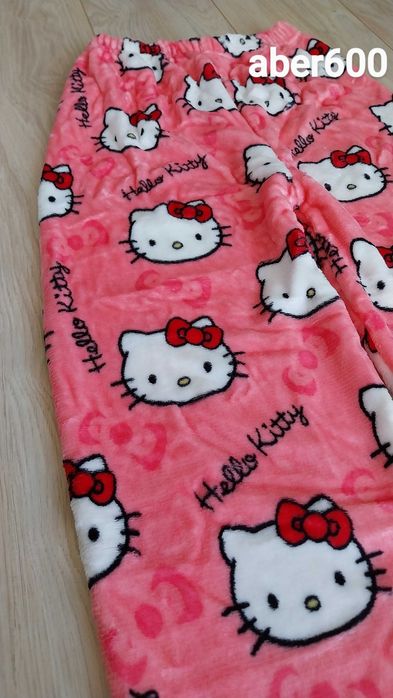 Spodnie Hello Kitty ~ Pluszowe ~ Idealne na Prezent ~ Koralowe ~ L/XL