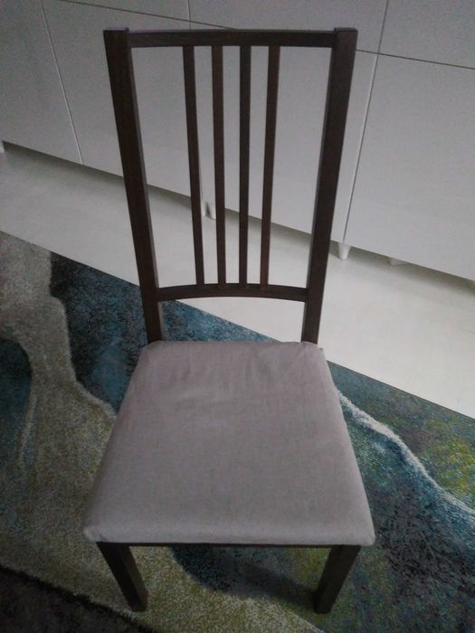 Stół rozkładany Ikea + 6 krzeseł