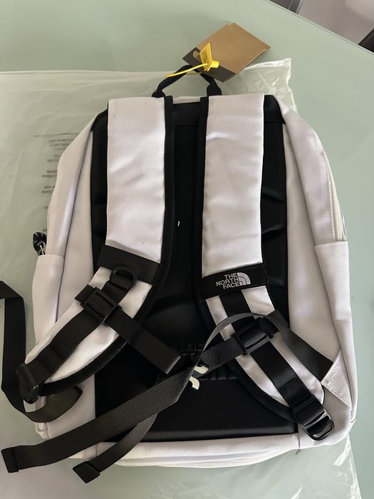 Mochila The Nort Face nova branca