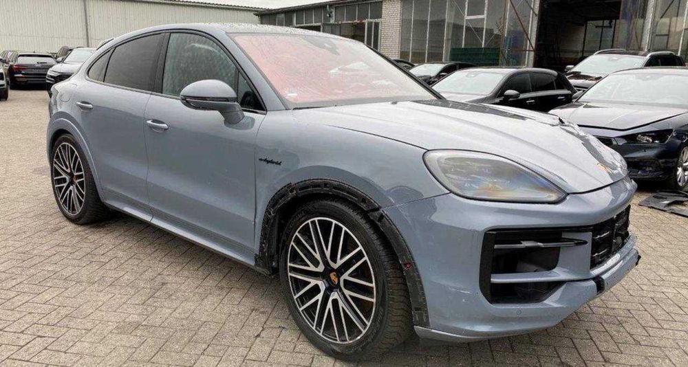 Крила Porsche Cayenne, S, GTS, Turbo, Turbo S, E-Hybrid, Coupe + капот