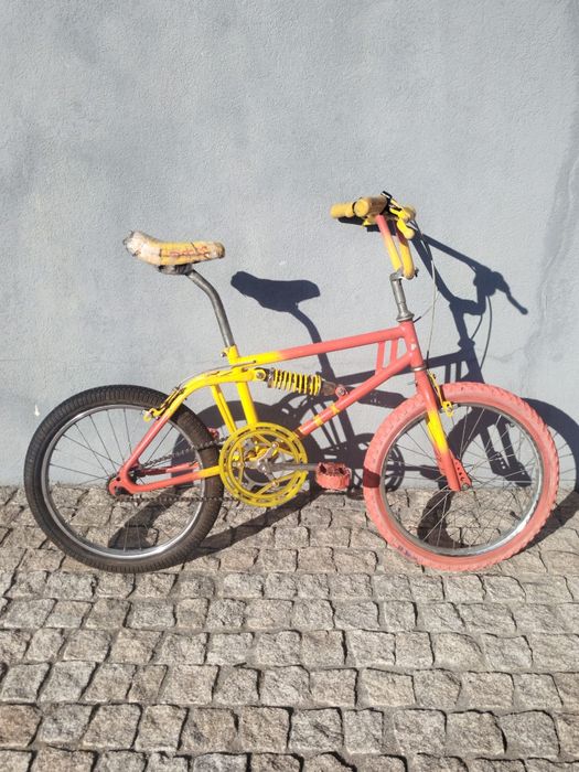 Bmx anos 80  com amortecedor