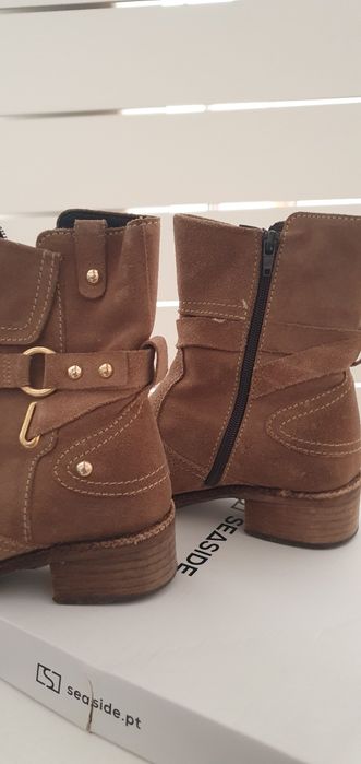 Botas em pele beje/castanho
