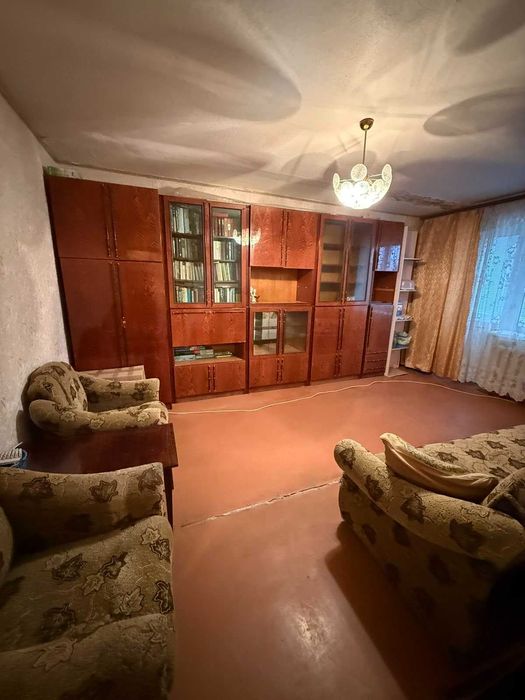 ТЕРМІНОВИЙ ПРОДАЖ 3-кімнатна квартира (перепланована з 4-кімнатної)