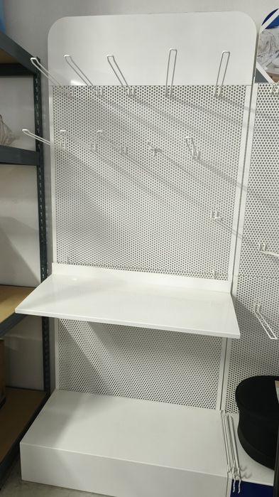 Expositor ganchos metálico  Loja Armazém