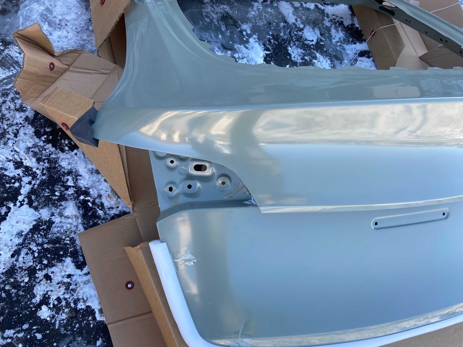 Крышка багажника (Ляда) Tesla Model Y 1493410-EC-A
