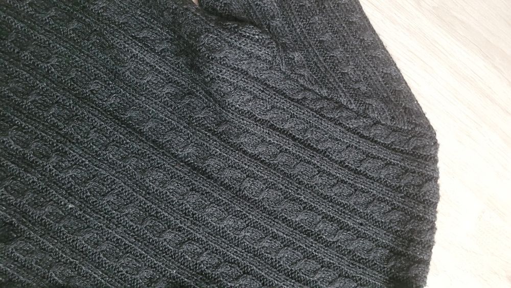 Czarny golf/ sweter