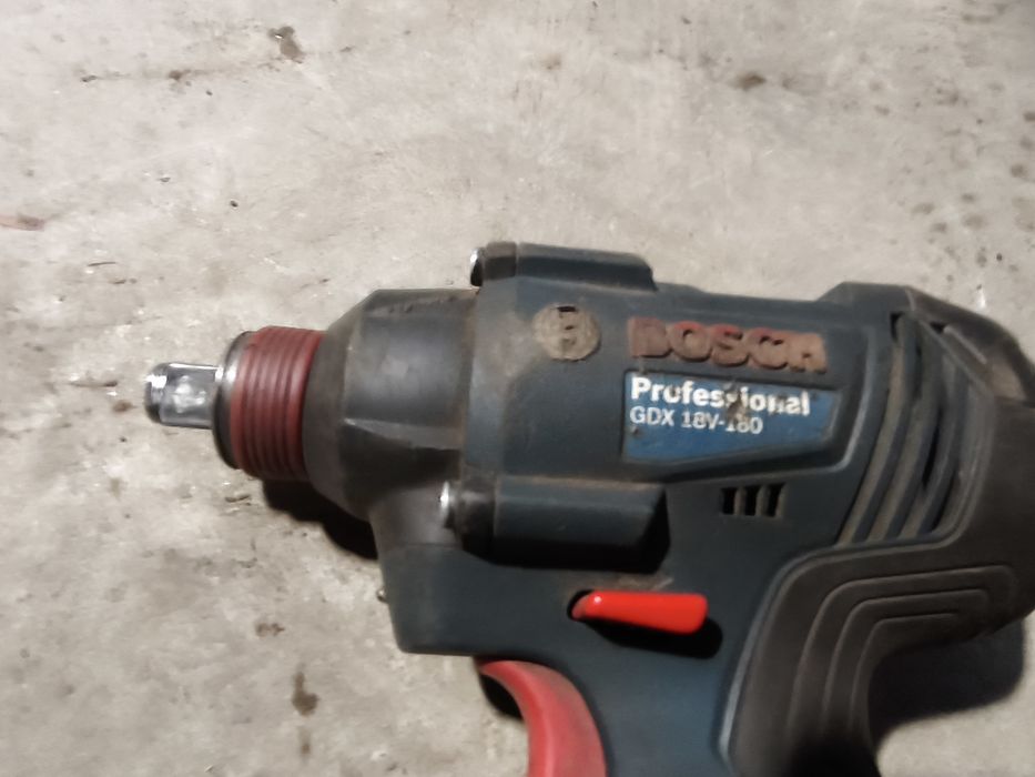 Klucz udarowy zakrętarka Bosch gdx 18v 180