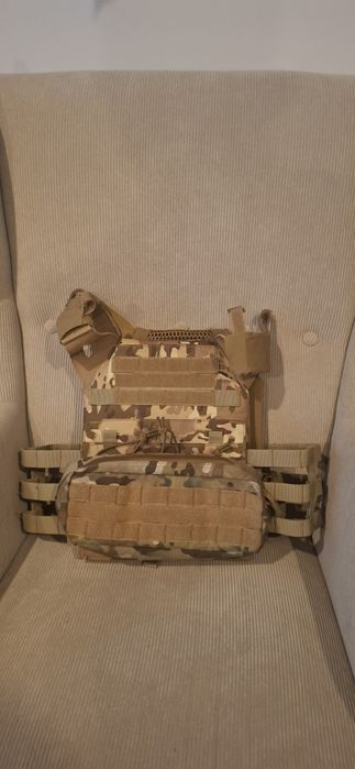 Jump plate carrier multicam