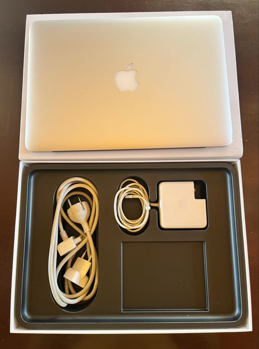 MacBook Pro 13,3”