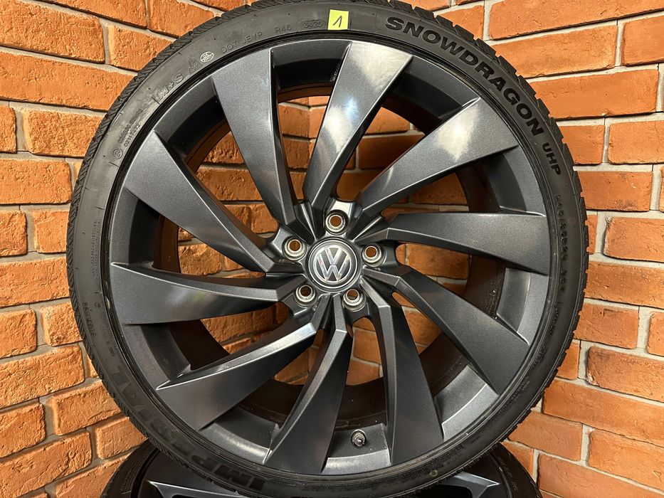 Koła Felgi 20 5x112 Volkswagen Arteon Oryginał Opony 2025 8mm