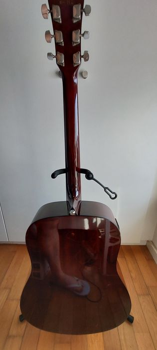 Guitarra Ibañez dreadnought